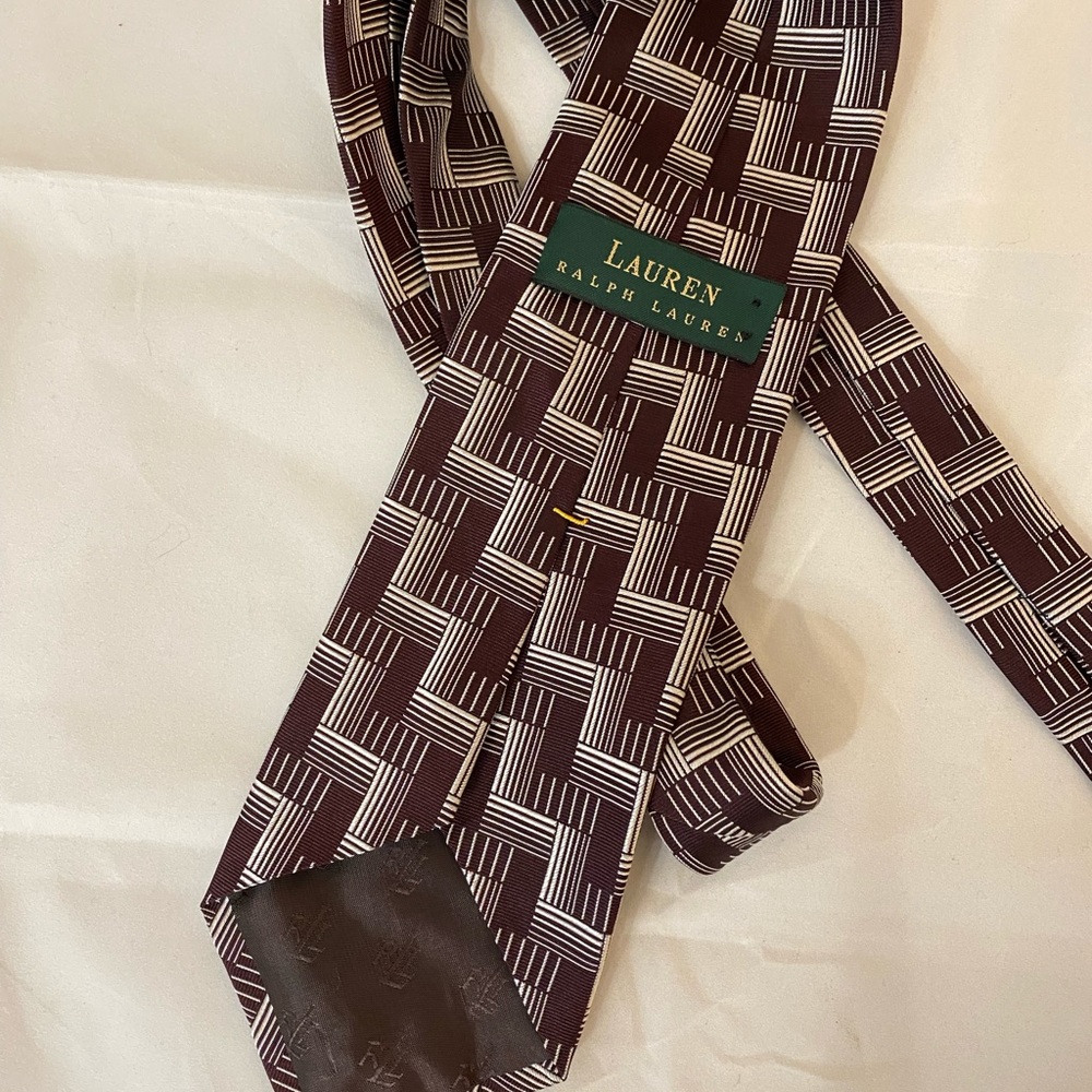 Lauren by Ralph Lauren silk tie. 3.75”